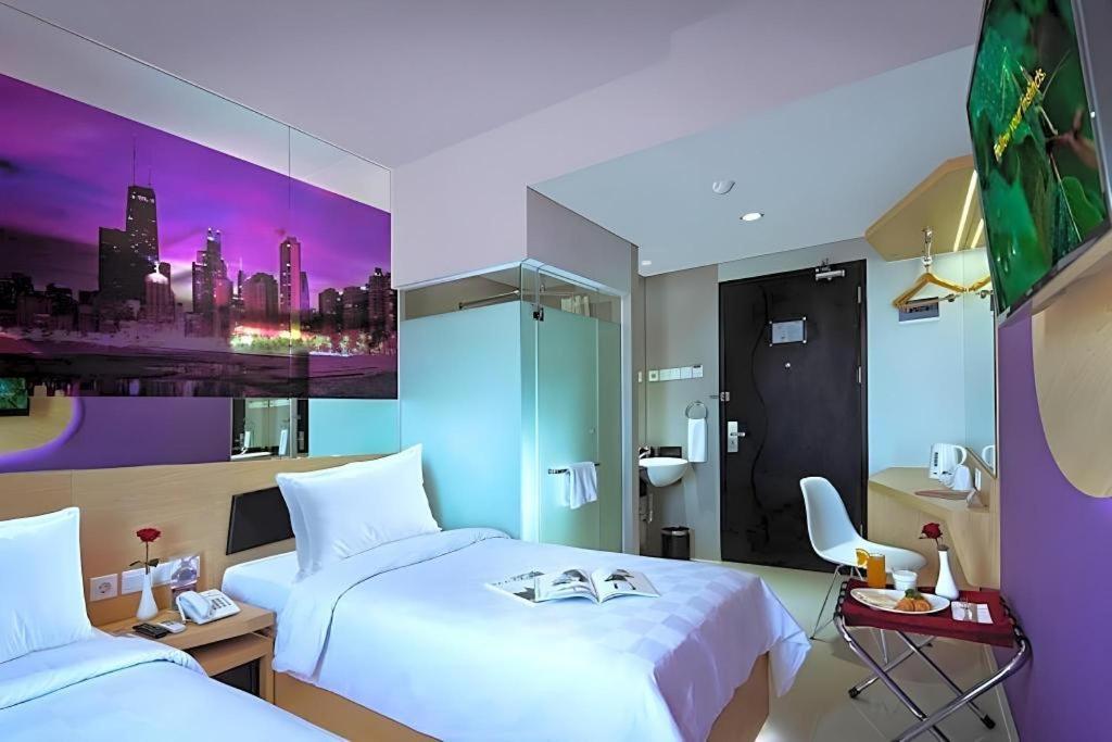G Suites Hotel By Amithya Surabaya Kültér fotó