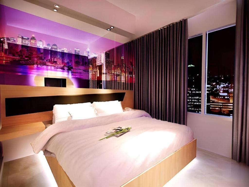 G Suites Hotel By Amithya Surabaya Kültér fotó