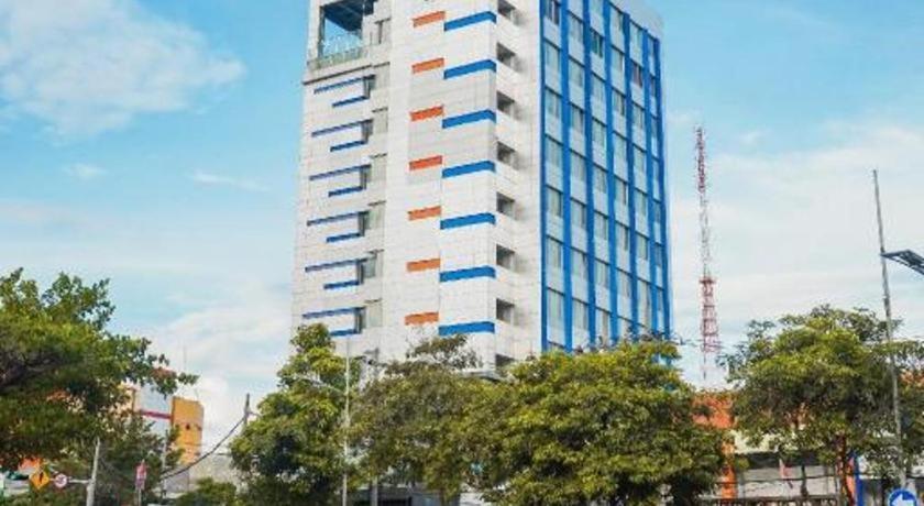 G Suites Hotel By Amithya Surabaya Kültér fotó