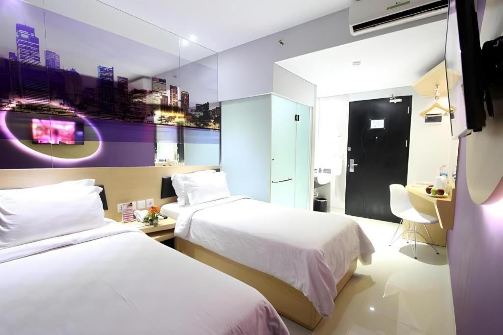 G Suites Hotel By Amithya Surabaya Kültér fotó