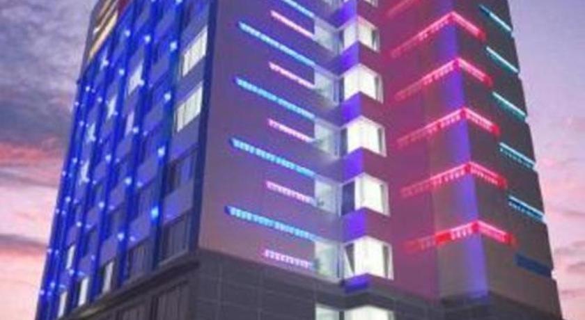 G Suites Hotel By Amithya Surabaya Kültér fotó