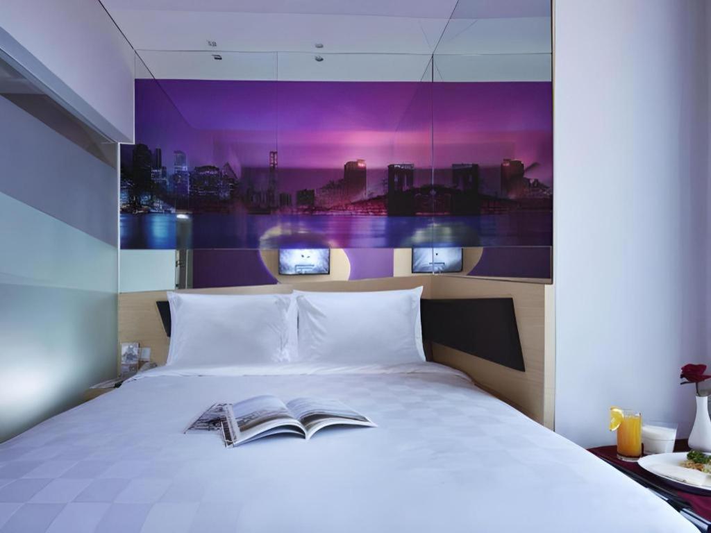 G Suites Hotel By Amithya Surabaya Kültér fotó