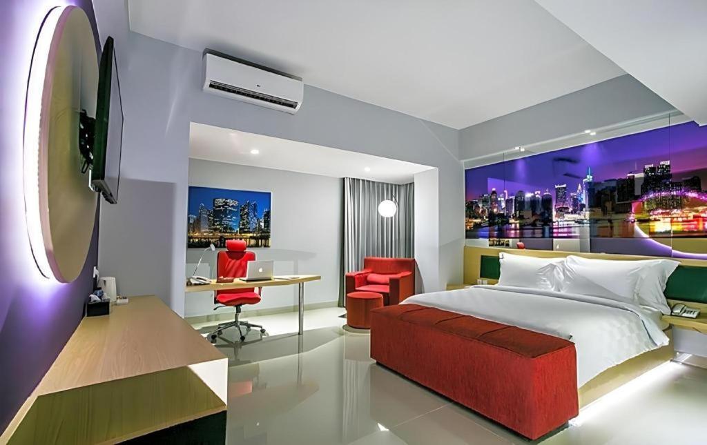 G Suites Hotel By Amithya Surabaya Kültér fotó